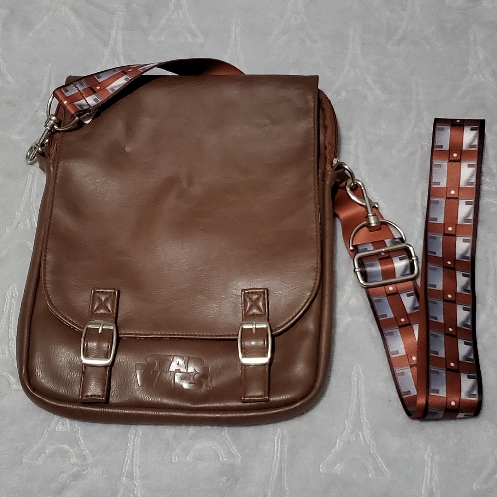 Disney Star Wars D-Tech Chewbacca Crossbody Bag